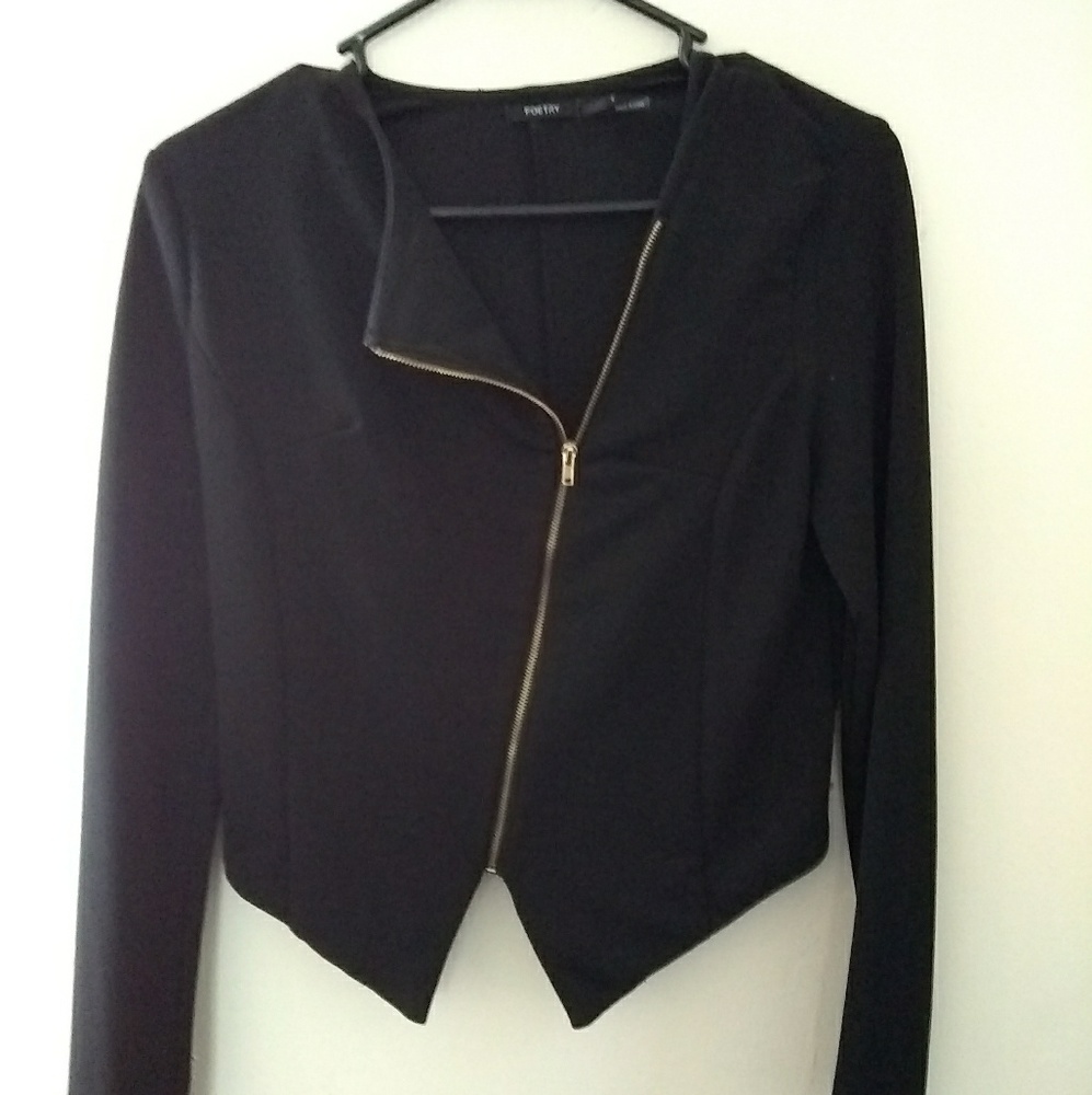 Zippered crop sweater/jacket